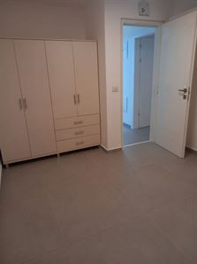 יחידה מרוהטת חדשה להשכרה באורנית רוני יזדי נכסים ושיווק נדלן