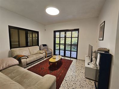 בית 4 חדרים למכירה בשערי תקווה רוני יזדי נכסים ושיווק נדלן