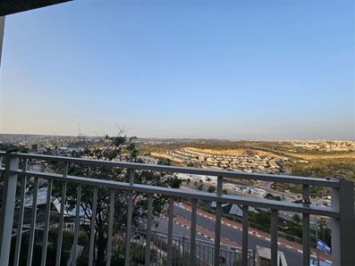 באלקנה דופלקס גדול מחולק לשתי דירות נפרדות רוני יזדי נכסים ושיווק נדלן