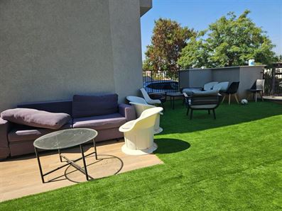 בית חדש עם יחידה נפרדת וחצר גדולה בשערי תקווה רוני יזדי נכסים ושיווק נדלן