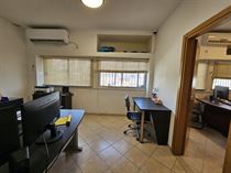 להשכרה משרד באלקנה רוני יזדי נכסים ושיווק נדלן