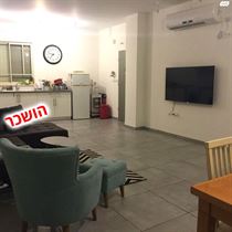 להשכרה בעץ אפרים יחידה גדולה 3 חדרים רוני יזדי נכסים ושיווק נדלן