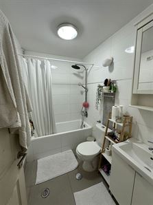 יחידה גדולה להשכרה באורנית רוני יזדי נכסים ושיווק נדלן