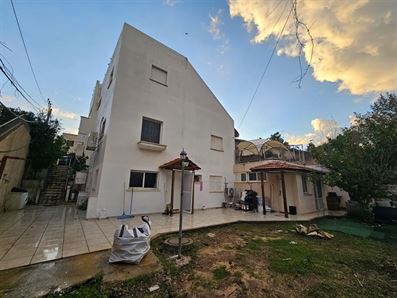 בית פרטי בשערי תקווה בשכונת גבעת דוד רוני יזדי נכסים ושיווק נדלן