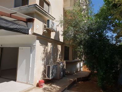 למכירה בית דו-משפחתי בשערי תקווה רוני יזדי נכסים ושיווק נדלן