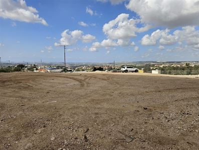 מגרש גדול לבניה באלקנה רוני יזדי נכסים ושיווק נדלן