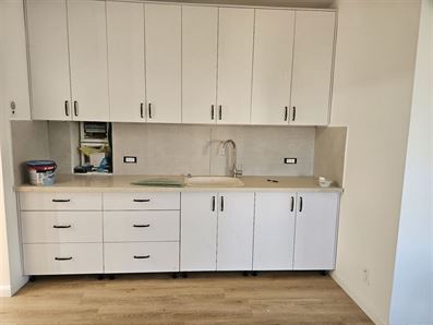 להשכרה באורנית יחידה 2 חדרים יפה ומרווחת רוני יזדי נכסים ושיווק נדלן