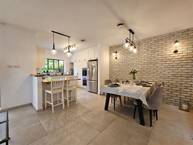 בשערי תקווה בית 6 חד' מדהים עם שתי יחידות גדולות רוני יזדי נכסים ושיווק נדלן